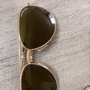 Burberry foldable sunglasses